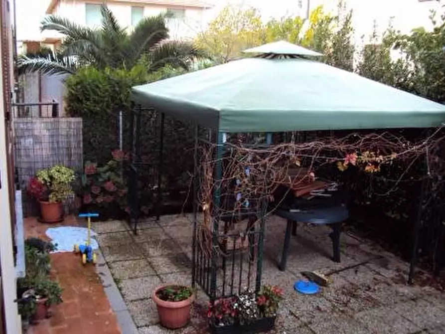 Immagine 4 di Appartamento in affitto  a Rosignano Marittimo