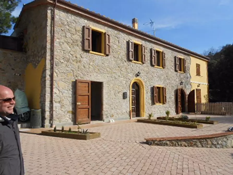 Immagine 13 di Villa in vendita  a Santa Luce