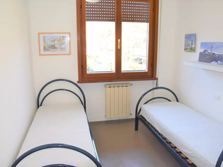 Immagine 15 di Appartamento in affitto  a Massa