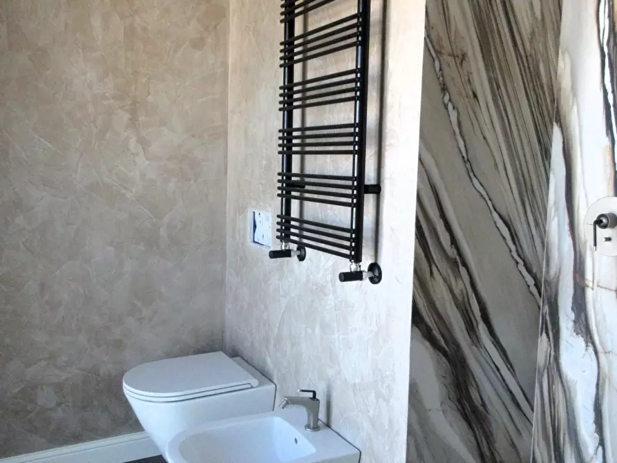 Immagine 18 di Mansarda in vendita  a Empoli