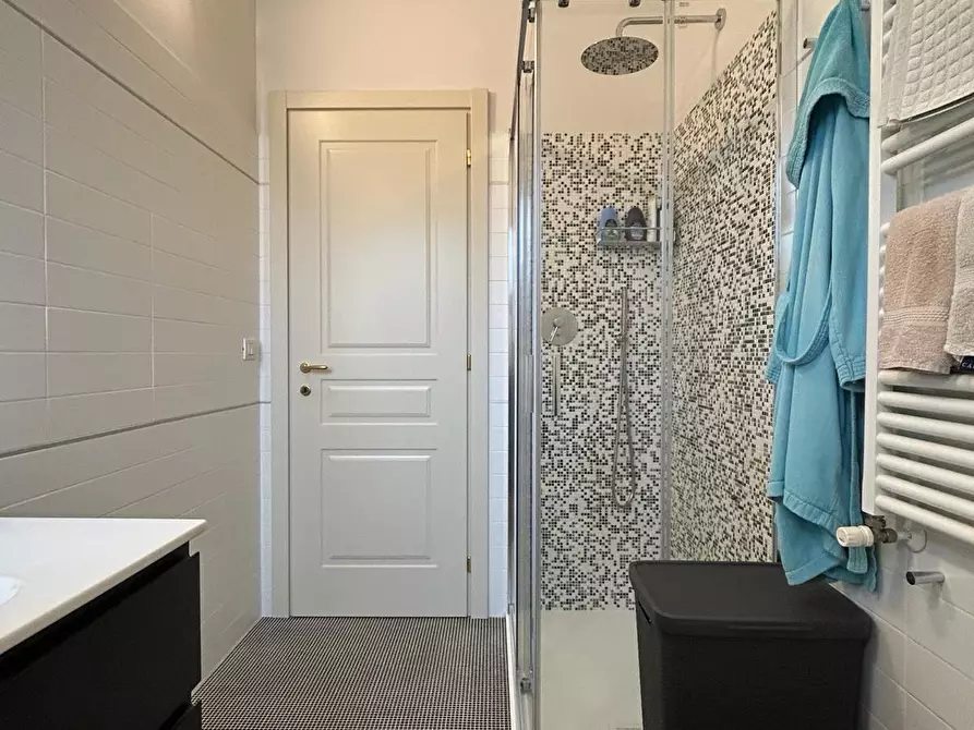 Immagine 8 di Mansarda in vendita  a Empoli