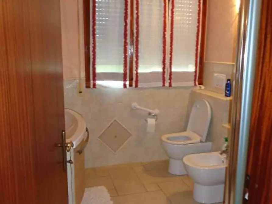 Immagine 6 di Villa in vendita  a Vinci