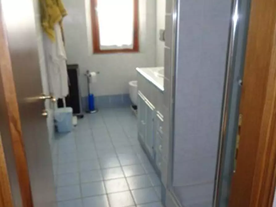 Immagine 8 di Villa in vendita  a Cerreto Guidi