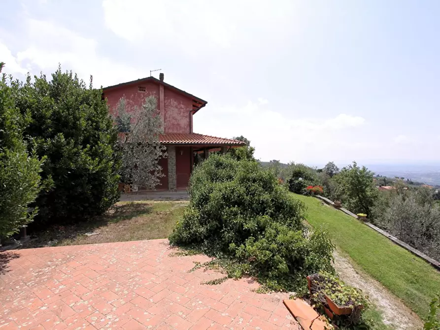 Immagine 13 di Casa colonica in vendita  a Vinci