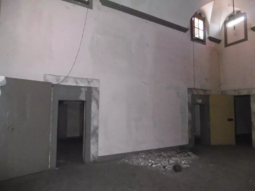 Immagine 2 di Villa in vendita  a Empoli