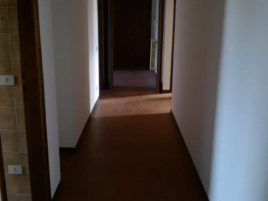 Immagine 5 di Appartamento in vendita  a Empoli