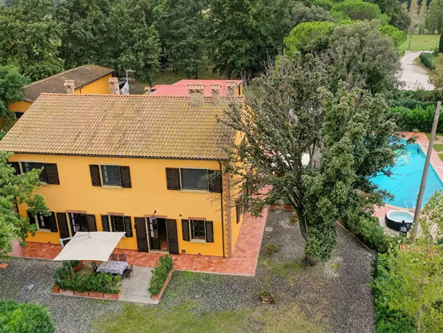 Immagine 3 di Agriturismo in vendita  a Rosignano Marittimo