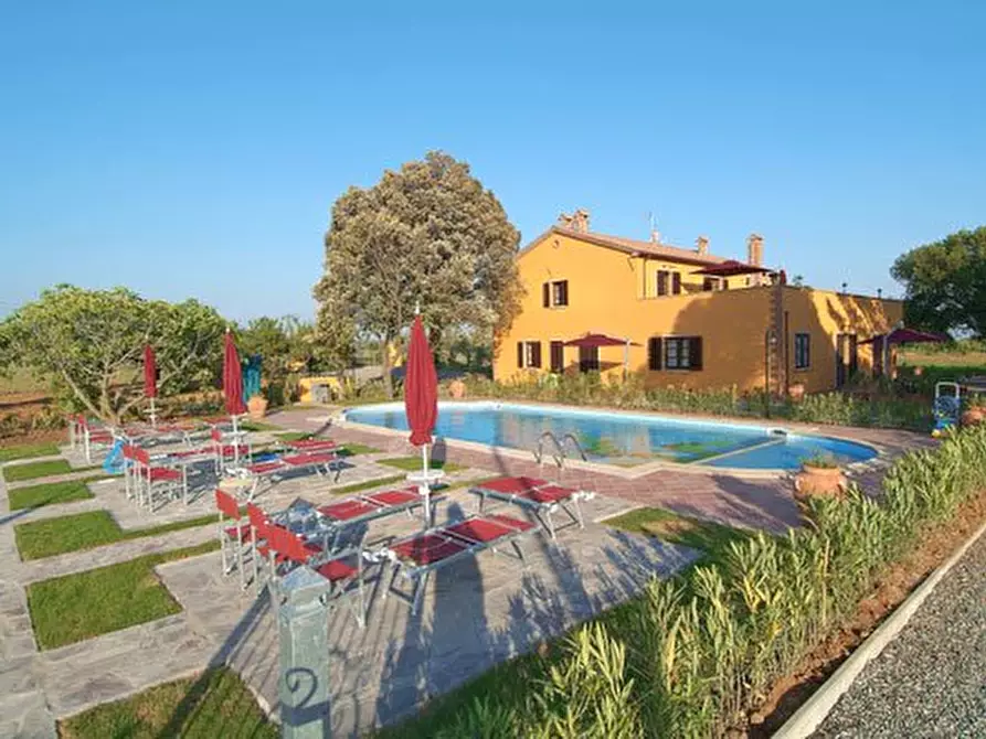 Immagine 4 di Agriturismo in vendita  a Rosignano Marittimo