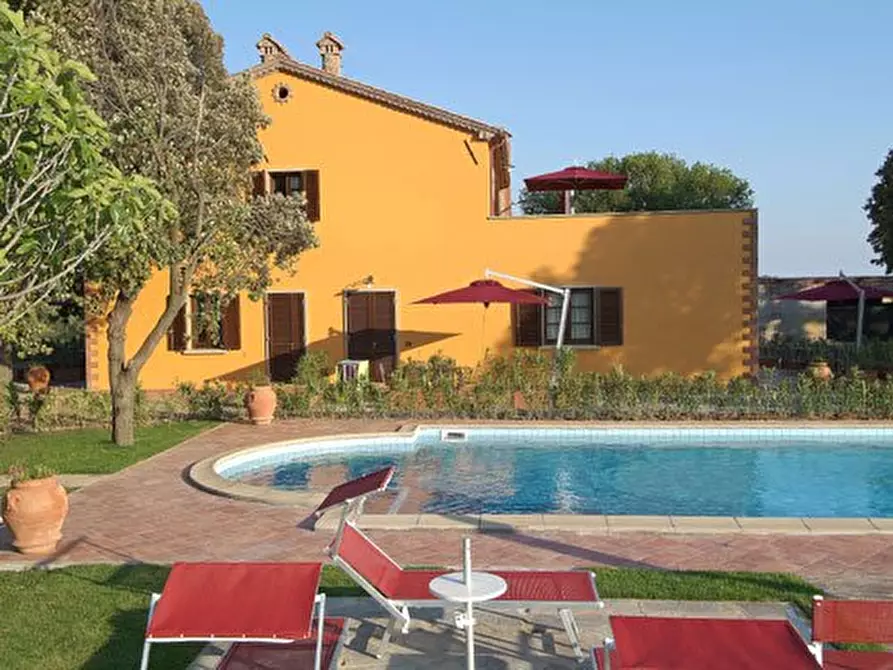 Immagine 3 di Agriturismo in vendita  a Rosignano Marittimo