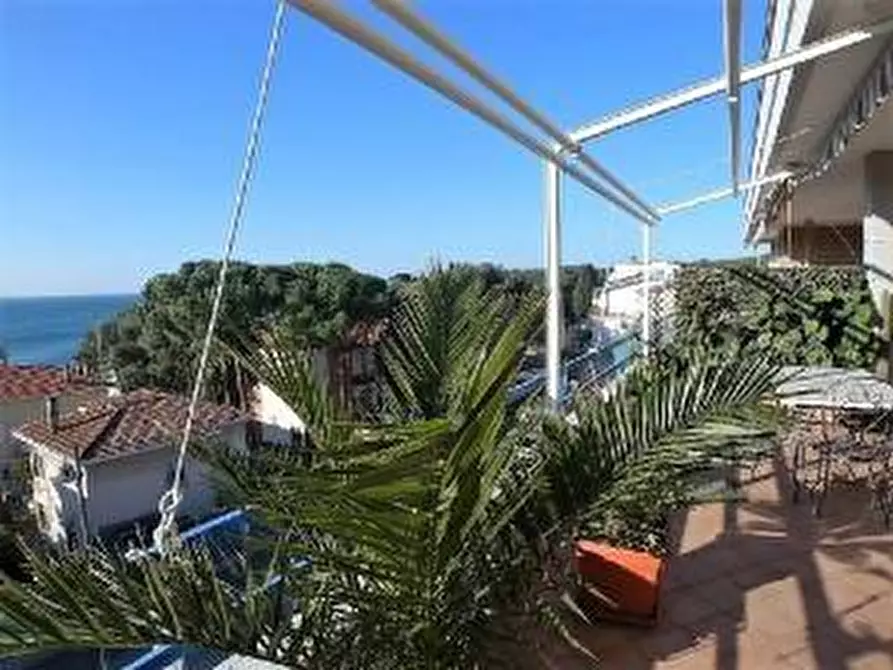 Immagine 18 di Mansarda in vendita  a Rosignano Marittimo