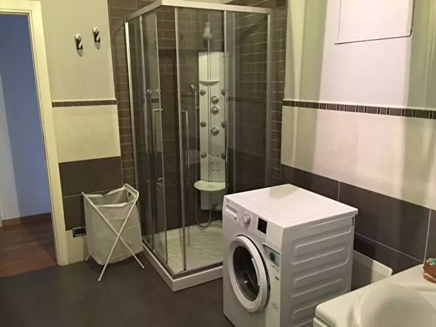 Immagine 49 di Casa bifamiliare in vendita  a Montignoso