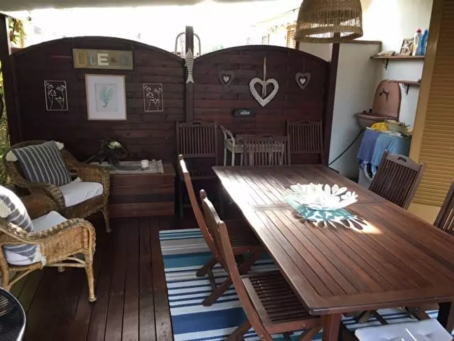 Immagine 10 di Appartamento in affitto  a Montignoso