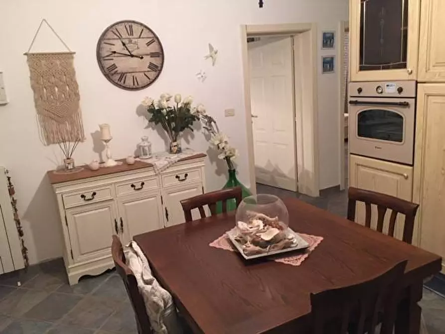 Immagine 18 di Appartamento in affitto  a Montignoso