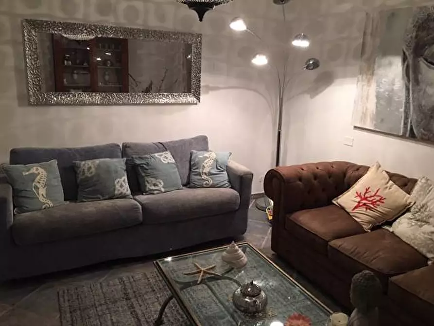 Immagine 15 di Appartamento in affitto  a Montignoso