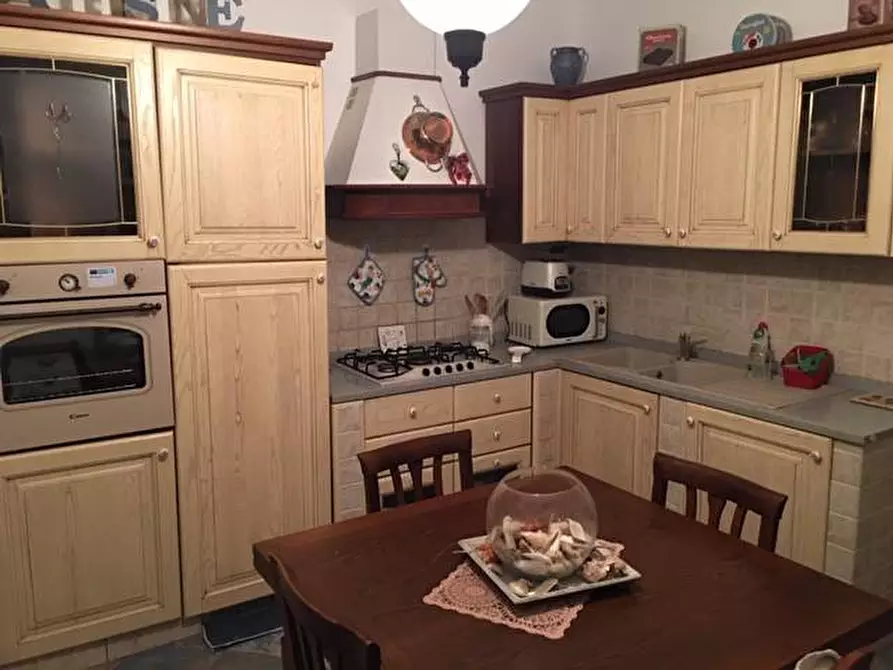 Immagine 17 di Appartamento in affitto  a Montignoso