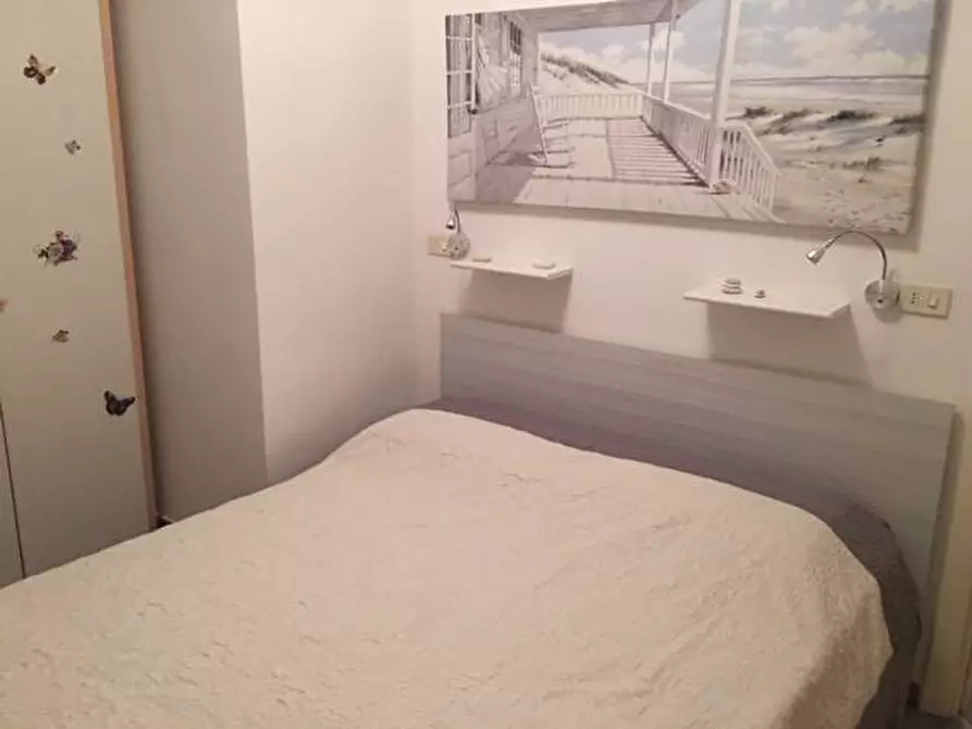 Immagine 25 di Appartamento in affitto  a Montignoso