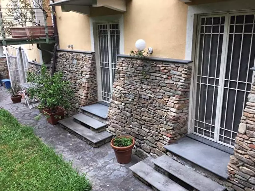 Immagine 30 di Appartamento in vendita  a Montignoso