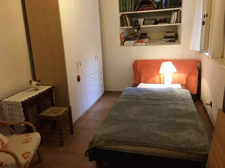 Immagine 46 di Appartamento in vendita  a Montignoso