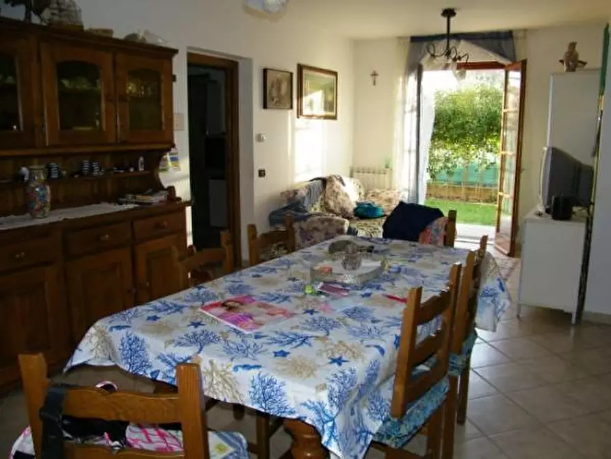 Immagine 25 di Villa in vendita  a Montignoso