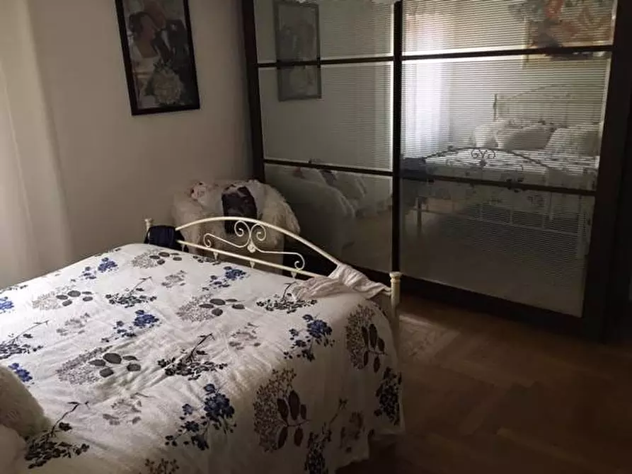 Immagine 47 di Casa bifamiliare in vendita  a Montignoso