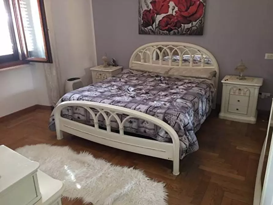 Immagine 42 di Casa bifamiliare in vendita  a Montignoso