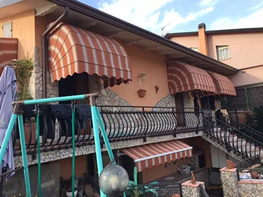 Immagine 20 di Casa bifamiliare in vendita  a Montignoso