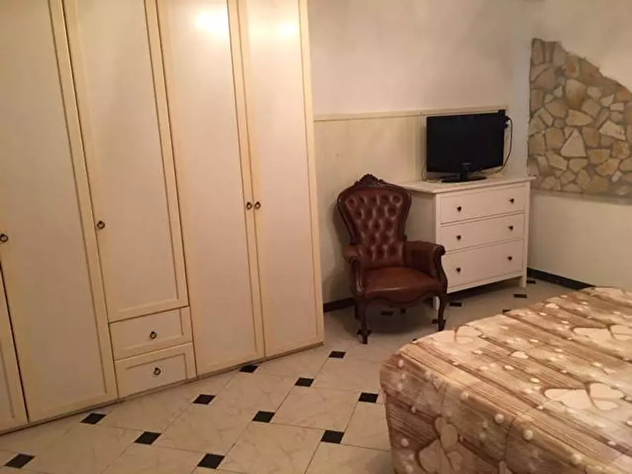 Immagine 33 di Casa bifamiliare in vendita  a Montignoso