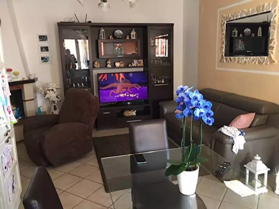 Immagine 4 di Casa bifamiliare in vendita  a Montignoso