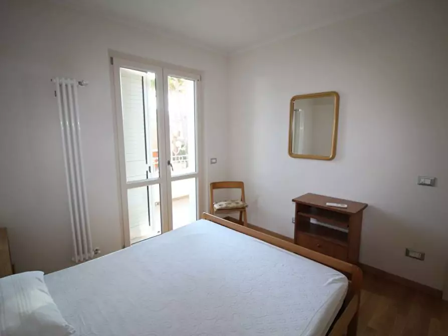 Immagine 20 di Appartamento in vendita  a Montignoso