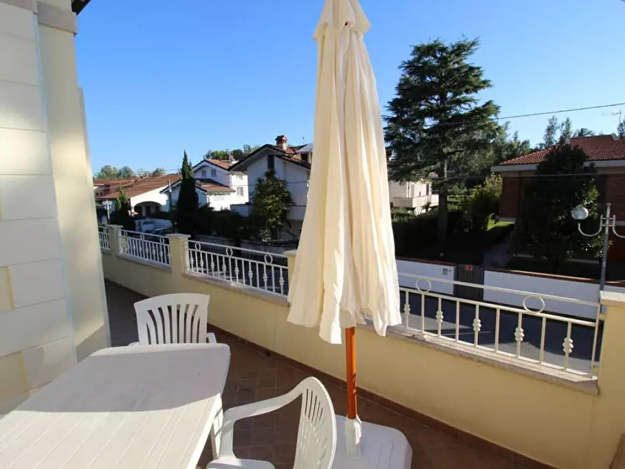 Immagine 26 di Appartamento in vendita  a Montignoso