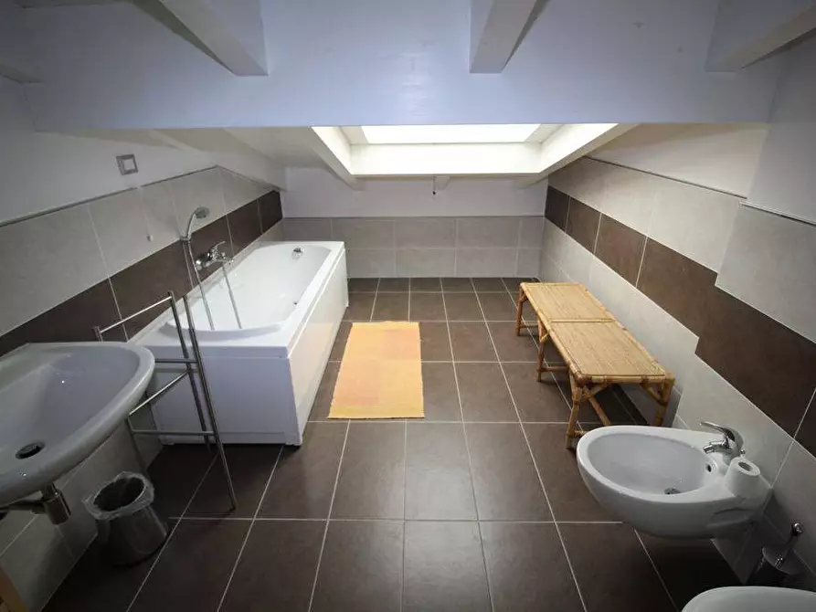 Immagine 37 di Appartamento in vendita  a Montignoso