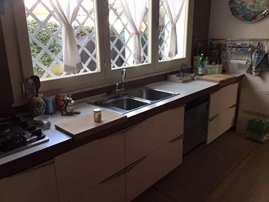 Immagine 27 di Casa bifamiliare in vendita  a Montignoso