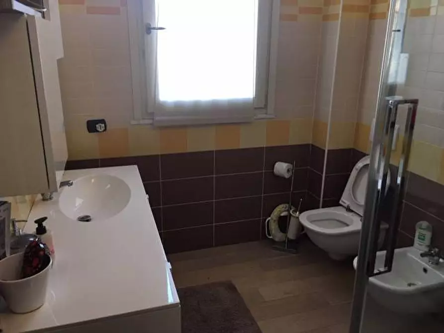 Immagine 56 di Casa bifamiliare in vendita  a Montignoso