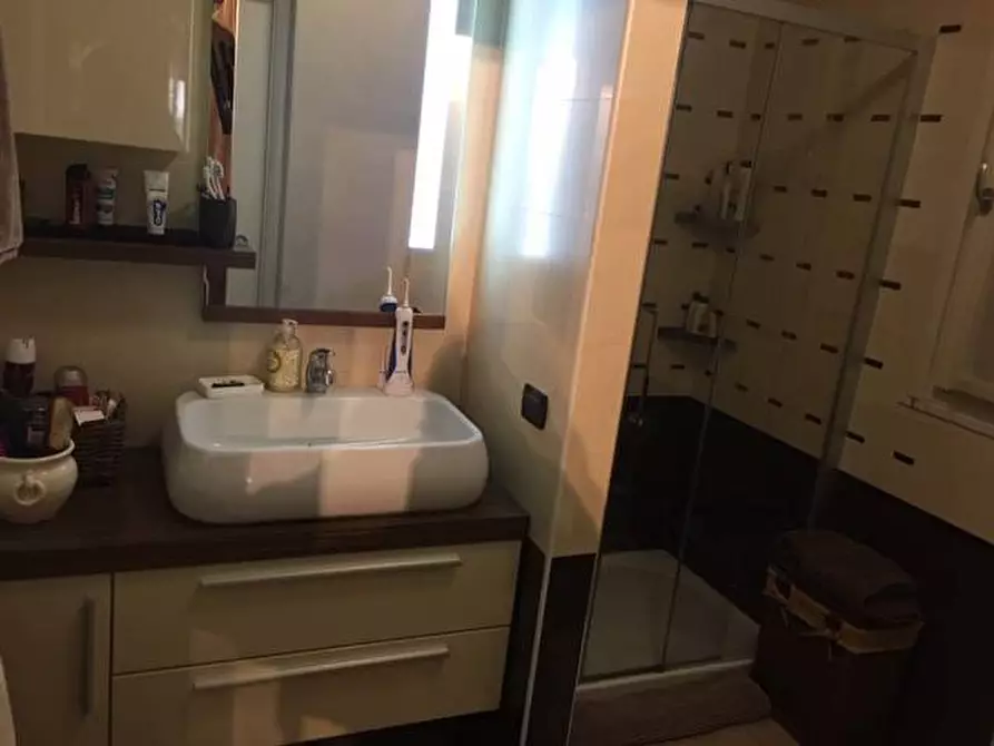 Immagine 14 di Casa bifamiliare in vendita  a Montignoso