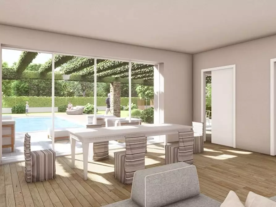 Immagine 5 di Villa in vendita  a Montignoso