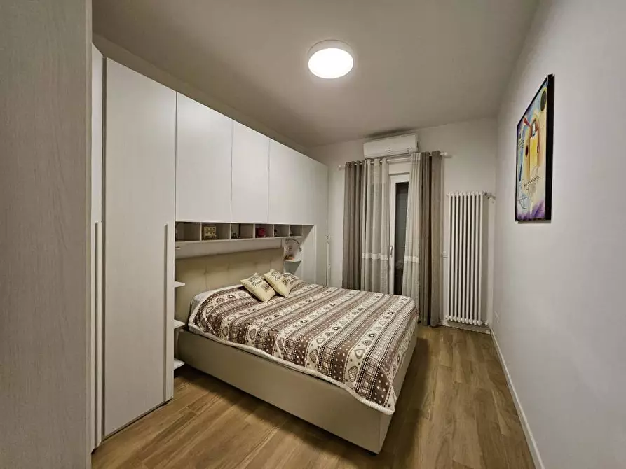 Immagine 13 di Casa bifamiliare in vendita  a Montignoso