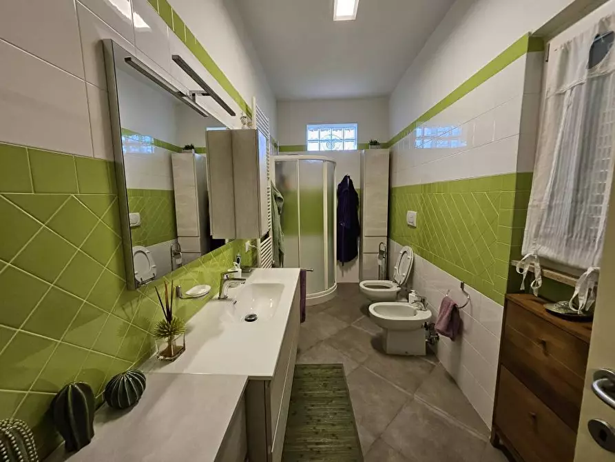 Immagine 24 di Casa bifamiliare in vendita  a Montignoso