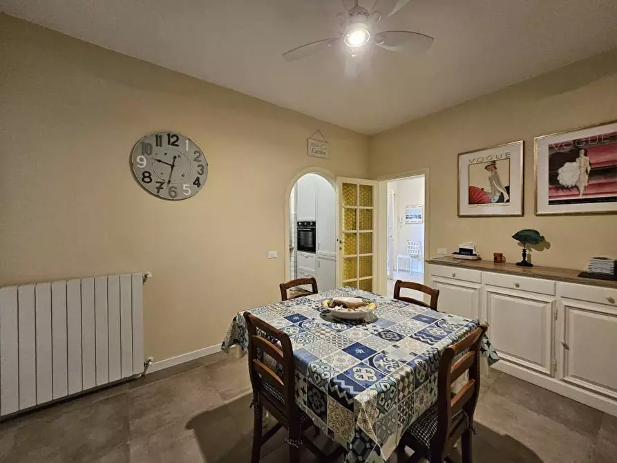 Immagine 21 di Casa bifamiliare in vendita  a Montignoso