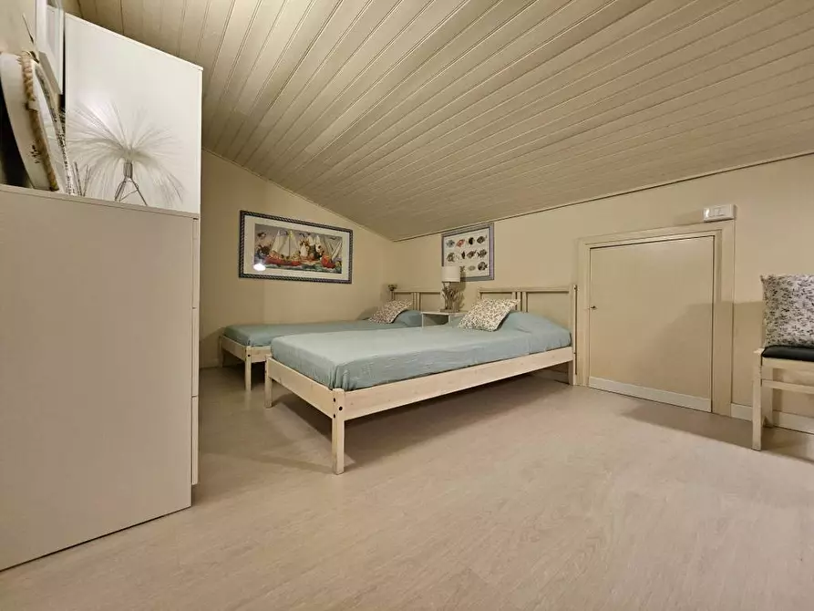 Immagine 29 di Casa bifamiliare in vendita  a Montignoso