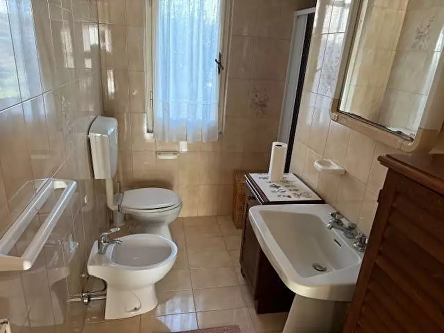 Immagine 23 di Appartamento in vendita  a Montignoso