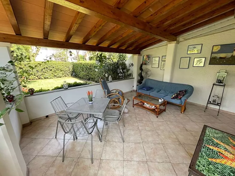 Immagine 6 di Casa bifamiliare in vendita  a Forte Dei Marmi