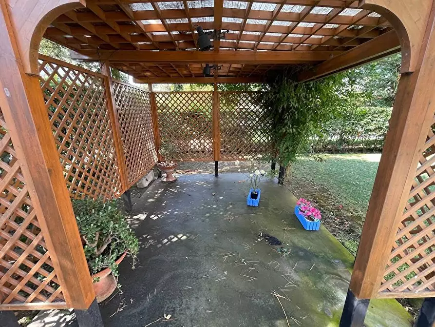 Immagine 32 di Casa bifamiliare in vendita  a Forte Dei Marmi