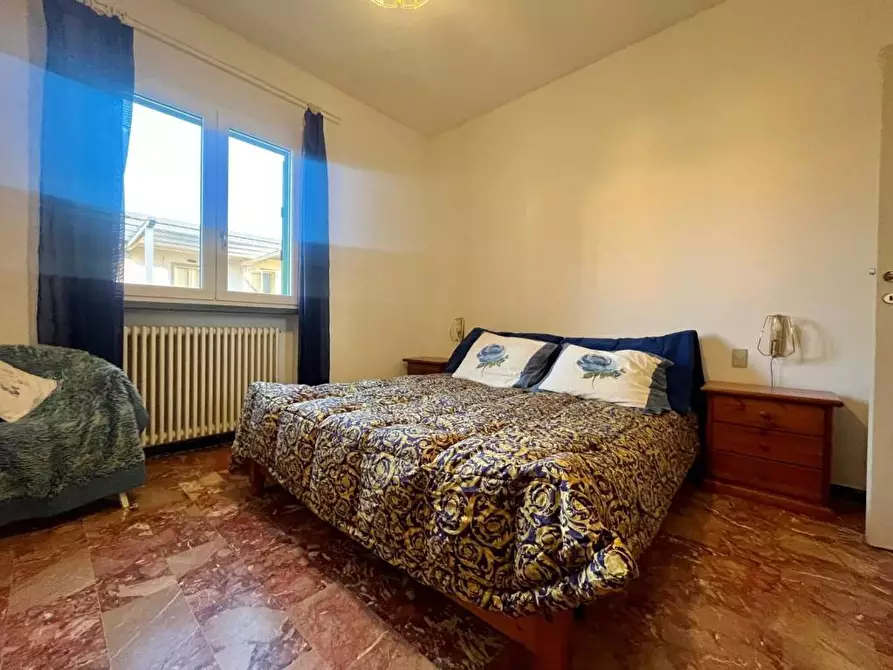 Immagine 14 di Villa in vendita  a Montignoso