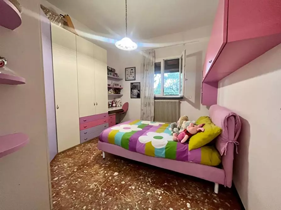 Immagine 10 di Villa in vendita  a Montignoso