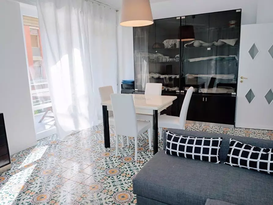 Immagine 4 di Appartamento in vendita  a Massa