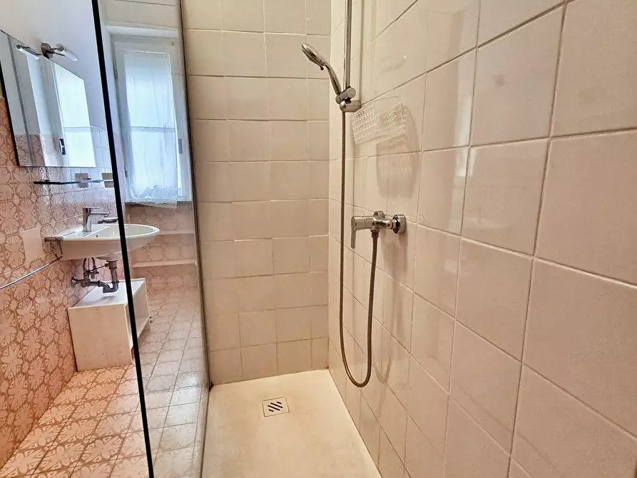 Immagine 22 di Appartamento in vendita  a Massa