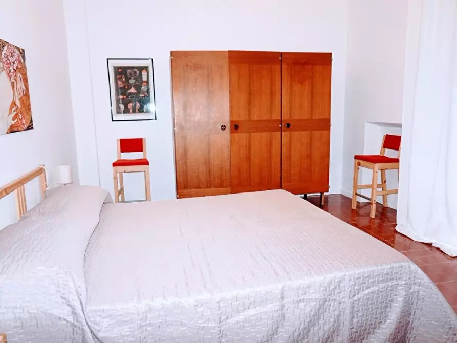 Immagine 18 di Appartamento in vendita  a Massa