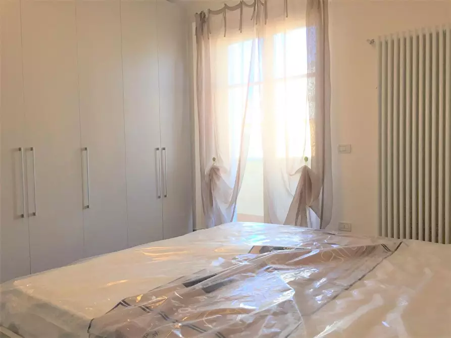 Immagine 9 di Appartamento in affitto  a Massa