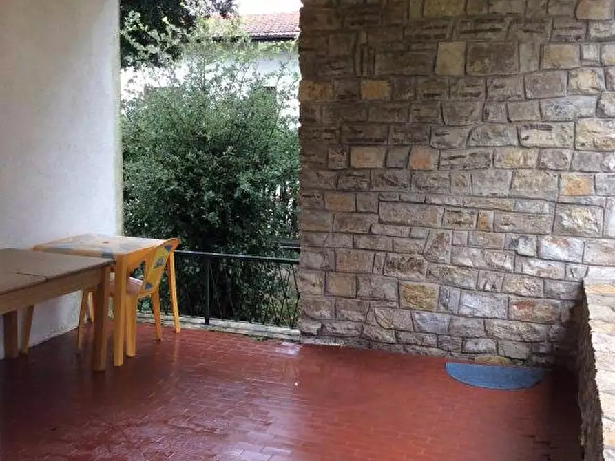 Immagine 2 di Villa in vendita  a Pisa