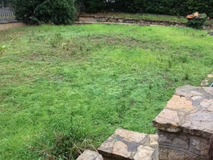 Immagine 4 di Villa in vendita  a Pisa